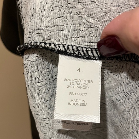 BISOU BISOU PENCIL
SKIRT W/FAUX LEATHER
WAISTBAND, size 4 - Picture 4 of 5